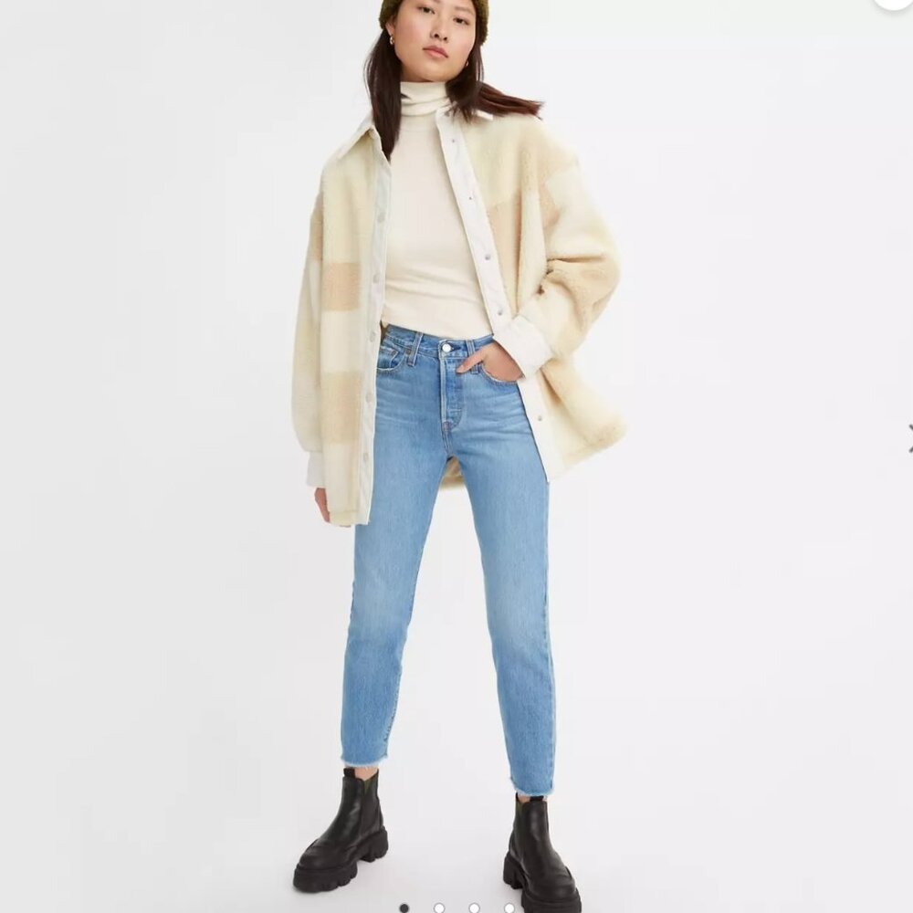 NWT Levi's Wedgie Icon Fit Ankle Women's Jeans - Medium Wash